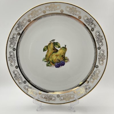 купить Блюдо сервировочное, украшенное изображением фруктов и ягод, фарфор, деколь, золочение, Kahla, ГДР, 1968-1987 гг.