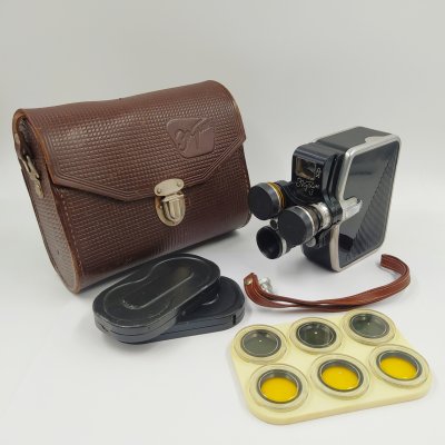 купить Кинокамера любительская "Экран-4" в кофре, металл, пластик, стекло, кожа, Казанский оптико-механический завод (КОМЗ), СССР, 1965-1969 гг.