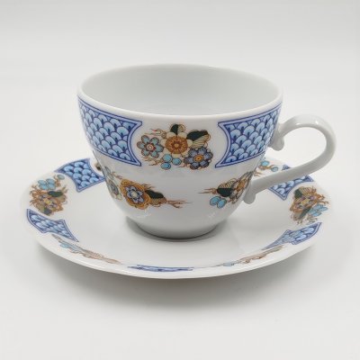 купить Пара чайная, украшенная цветочным декором, фарфор, деколь, Kahla, ГДР, 1968-1987 гг.