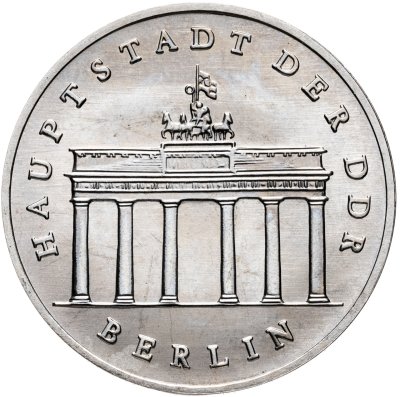 купить Германия (ГДР) 5 марок 1987 "Бранденбургские Ворота в Берлине"