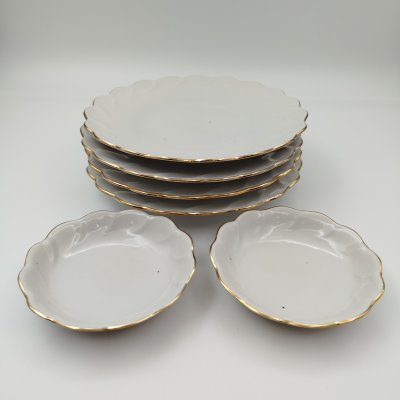 купить Набор из четырех десертных тарелок и двух розеток с золотистым кантом, фарфор, золочение, Ленинградский опытный завод (ЛОЗ), СССР, 1984-1991 гг.
