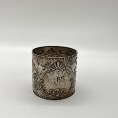 купить Кольцо для салфеток с растительным декором, мельхиор (медь-никель), Кольчугинский завод цветных металлов, СССР, 1950-1960 гг.