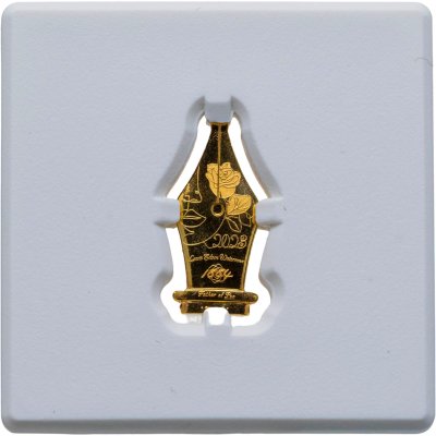 купить Камерун 500 франков 2023 "Золотое перо", сертификат от производителя в комплекте