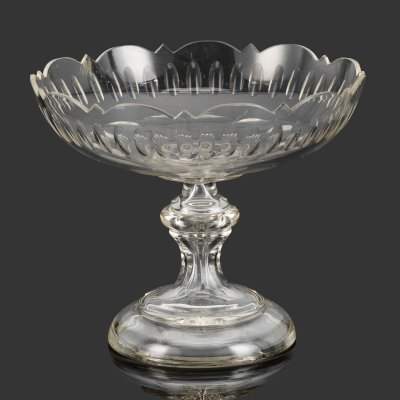 купить Ваза (фруктовница) с фигурным краем и декором "овальные ямки" в один ряд, стекло, гранение, шлифовка, Мальцовский стекольный завод, Российская империя, 1880-1915 гг.