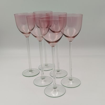 купить Набор бокалов розового цвета на тонкой ножке на 6 персон, стекло, люстр, Калининский стекольный завод «Тверис», СССР, 1970-1990 гг.