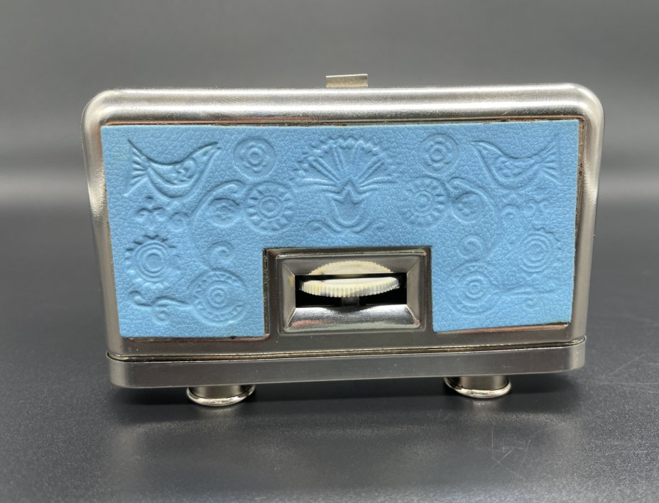 Бинокль театральный (складной) "Минск". Изготовитель: ПО "Интеграл ...