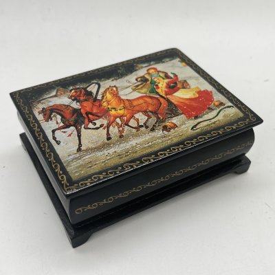 купить Шкатулка "Тройка", папье-маше, деколь, Россия, 2000 г.