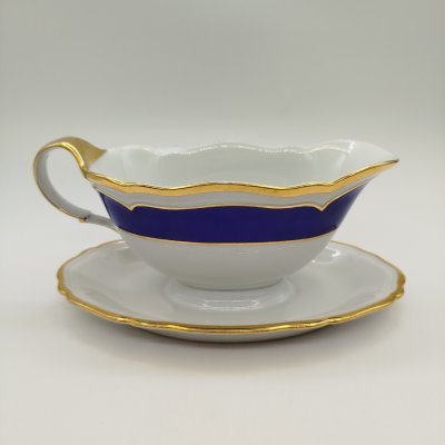 купить Соусник на подставке, фарфор, крытье, золочение, Европа, 1950-1960 гг.