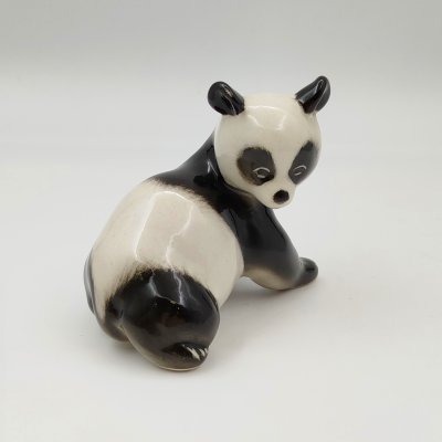 купить Статуэтка "Панда", автор П.П. Веселов, фарфор, роспись, Ленинградский фарфоровый завод (ЛФЗ), СССР, 1970-1980 гг.