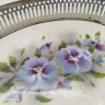 Купить Поднос овальной формы с ручками, высоким бортом и изображением анютиных глазок, металл, фаянс, аэрография, деколь, Max Dannhorn, Германия, 1872-1921 гг.