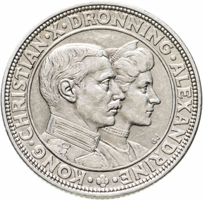 Купить Дания 2 кроны 1923 "Серебряная свадьба Кристиана X и Александрины"