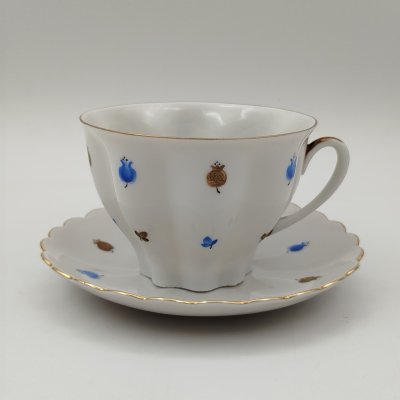 купить [Редкая роспись] Пара чайная, украшенная цветочным узором, автор Э.М. Криммер, форма "Волна", фарфор, роспись, золочение, цировка, Ленинградский фарфоровый завод (ЛФЗ), СССР, 1960-1986 гг.