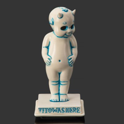 купить Статуэтка (подставка под благовония) "Tito Was Here", автор Александр Тито, керамика, роспись, Российская Федерация, 2023 г.