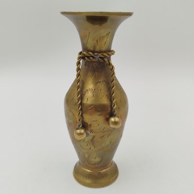 купить Вазочка с декором в виде шнура, латунь, Индия, 1970-1990 гг.