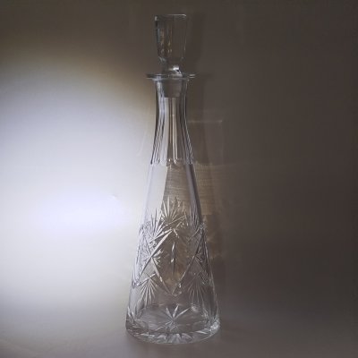 купить Штоф (графин) для крепких напитков конической формы со звездчатым декором, стекло, алмазная грань, СССР, 1930-1950 гг.