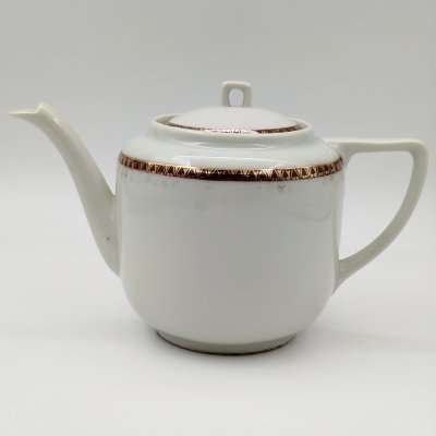 купить Чайник заварочный с орнаментальной каймой, фарфор, обводка, золочение, Фарфоровый завод «Пролетарий» (Бронница, Мста), СССР, 1923-1927 гг.