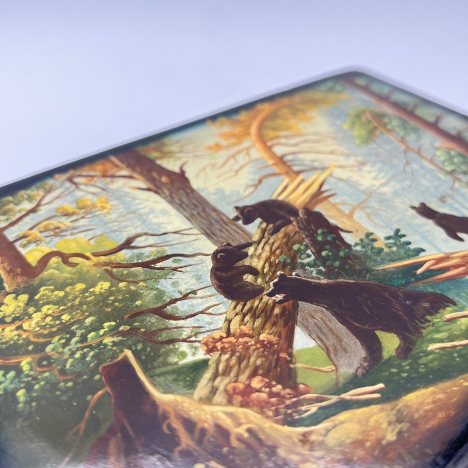 купить Шкатулка лаковая "Утро в сосновом лесу", художник А.Морозова, папье-маше, роспись, лак, письмо "по-сквозному", Федоскинская фабрика миниатюрной живописи (Федоскино), СССР, 1978 г.