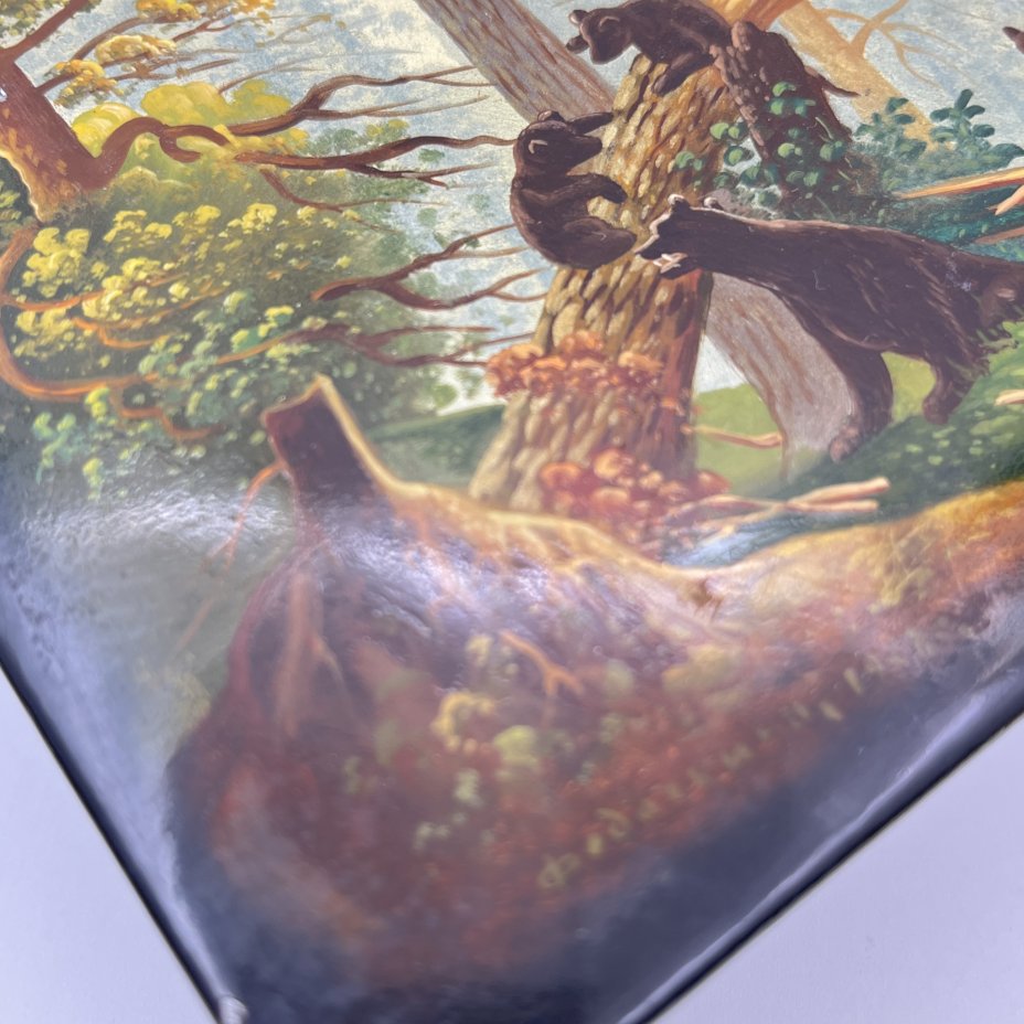 купить Шкатулка лаковая "Утро в сосновом лесу", художник А.Морозова, папье-маше, роспись, лак, письмо "по-сквозному", Федоскинская фабрика миниатюрной живописи (Федоскино), СССР, 1978 г.