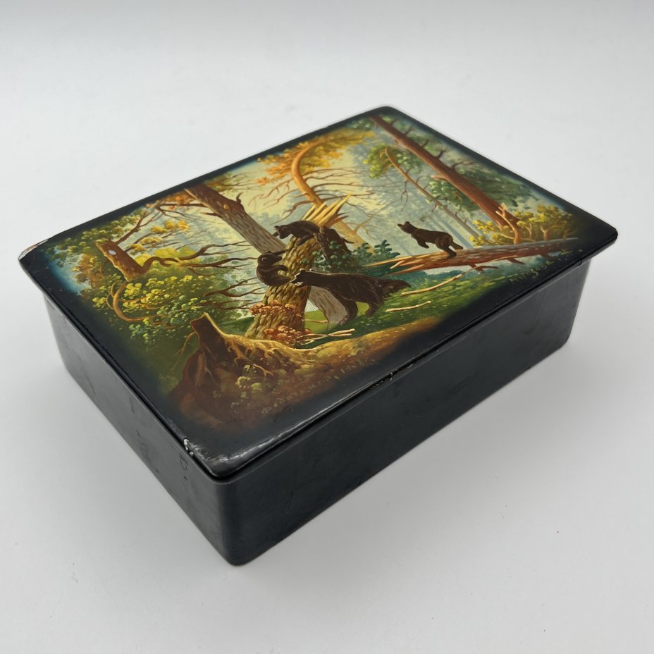 Купить Шкатулка лаковая "Утро в сосновом лесу", художник А.Морозова, папье-маше, роспись, лак, письмо "по-сквозному", Федоскинская фабрика миниатюрной живописи (Федоскино), СССР, 1978 г.