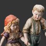 Купить Статуэтка "Дети идут за водой", фарфор, роспись, золочение, Западная Европа, 1970-1990 гг.