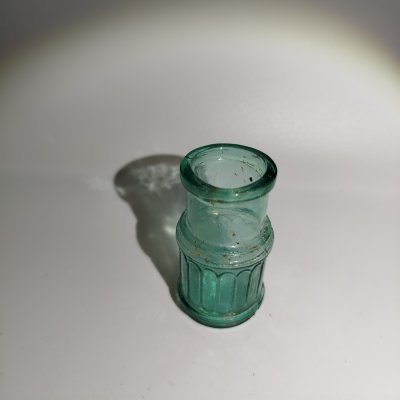 купить Баночка купоросного оттенка, стекло, Россия, 1900-1940 гг.