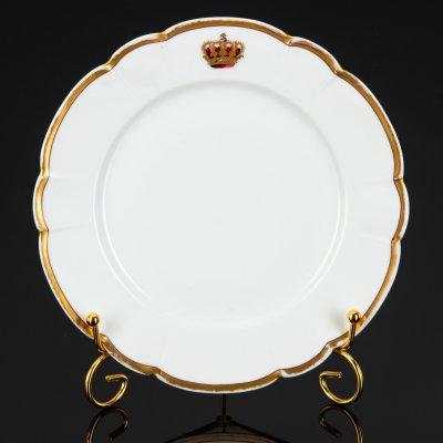 купить Тарелка с монограммой под королевской короной, фарфор, крытье, роспись, золочение, цировка, Martial Redon, Франция, 1882-1896 гг.