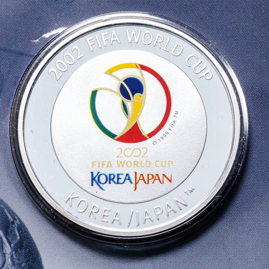 купить Памятная медаль "Чемпионат мира по футболу 2002, Корея-Япония"
