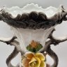 Купить Ваза с лепным цветочным декором, фаянс, роспись, Capodimonte (Каподимонте), Италия, 1960-1990 гг.