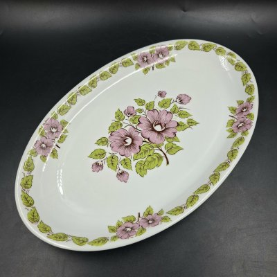 купить Блюдо овальное с цветочным декором в розово-зеленой гамме, фарфор, печать, Epiag Royal Czechoslovakia, Чехословакия, 1970-1990 гг.