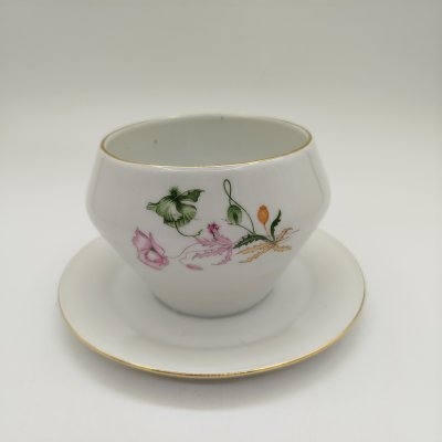 купить Соусник на подставке с растительным декором, фарфор, деколь, роспись, Concordia Lesov, Чехословакия, 1970-1991 гг.