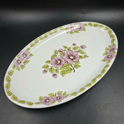 купить Блюдо овальное с цветочным декором в розово-зеленой гамме, фарфор, печать, Epiag Royal Czechoslovakia, Чехословакия, 1970-1990 гг.