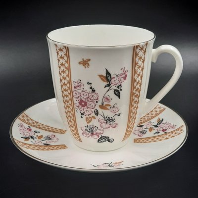 купить Пара кофейная "Яблоневый цвет", форма "Ветерок" (автор формы Т.С. Линчевская), фарфор, деколь, золочение, Ленинградский фарфоровый завод (ЛФЗ), Россия, 1989-2001 гг.