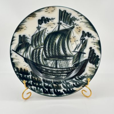 купить Тарелка декоративная "Корабль", автор В.М. Городецкий, фарфор, роспись, Ленинградский фарфоровый завод (ЛФЗ), СССР, 1960-1970 гг.