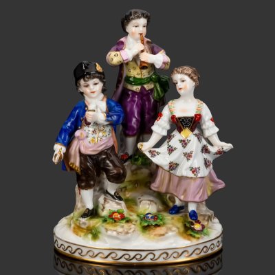 купить Статуэтка "Дети-музыканты", фарфор, роспись, золочение, Aelteste Volkstedt, Германия, 1950-1958 гг.