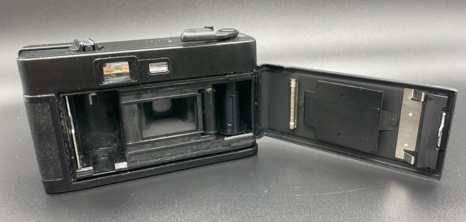 Фотоаппарат "Эликон 35СМ" в родном кофре, пластик, Минский механический ...