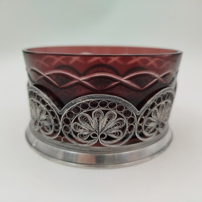 купить Сахарница из марганцевого стекла с подставкой в технике скань, мельхиор, стекло, Мстерская художественная фабрика «Ювелир», СССР, 1978 г.