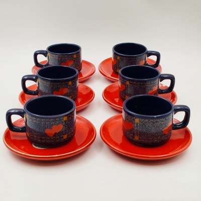 купить Набор из 6-ти кофейных пар с декором в виде сердец, керамика, деколь, KIL, Югославия, 1980-1990 гг.
