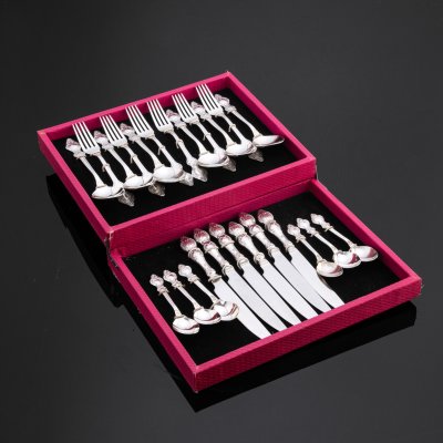 купить Набор столовых приборов на 6 персон в оригинальном кофре (ложки, вилки, ножи, чайные ложки), Режевский механический завод, мНЦ (медь-никель-цинк), чернение, картон, СССР, 1970-1980 гг.