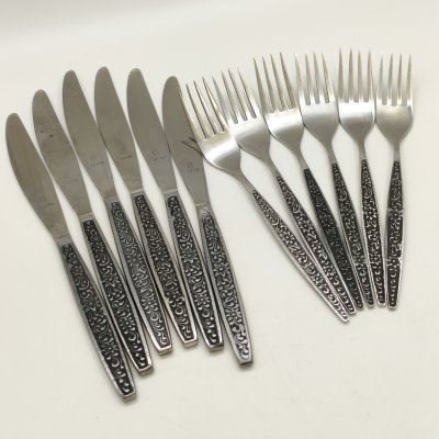 купить Набор столовых приборов на 6 персон (12 предметов) с цветочным декором в оригинальной коробке, нержавеющая сталь, картон, Артель «Звезда», Беляйково, СССР, 1975-1991 гг.