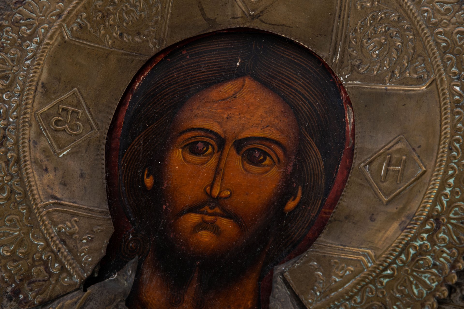 Икона "Господь Вседержитель" в окладе, дерево, масло, латунь, чеканка ...