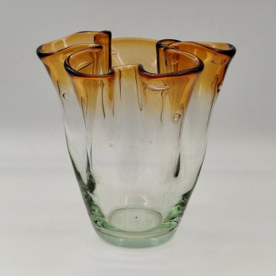 купить Ваза «Мгновение» в зеленовато-янтарной гамме, цветное стекло, Ленинградский стекольный комбинат «Победа» (Колпино), СССР, 1960-1980 гг.
