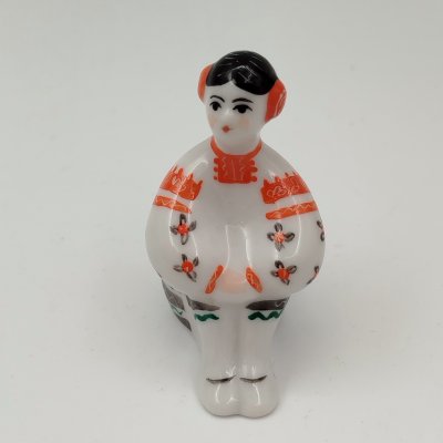 купить Статуэтка миниатюрная "Калина", скульптор Н.Г. Гонсалес, фарфор, роспись, Киевский экспериментальный керамико-художественный завод (КЭКХЗ), СССР, 1980-1990 гг.