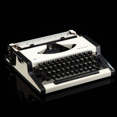 купить Машинка печатная "Unis TBM De Luxe" с корпусом белого цвета, в оригинальном футляре и коробке, металл, пластик, Tvornica Biro Mašina, Югославия, 1970-1990 гг.