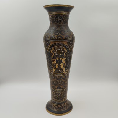 купить Ваза в восточном стиле, украшенная растительным и цветочным декором, латунь, гравировка, Индия, 1980-2000 гг.