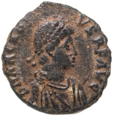 купить Римская Империя, Аркадий, AE (фолис) 383-408 гг. (реверс: император стоит с копьем и щитом вправо; Виктория идет слева, в руках венок)