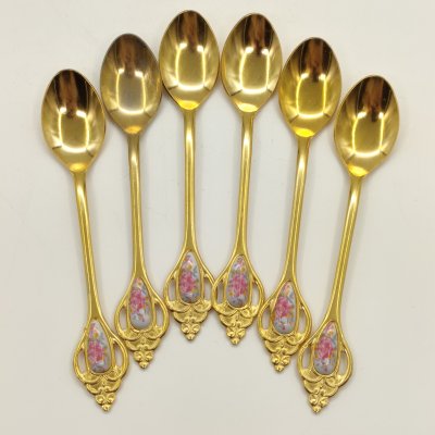 купить Набор из 6-ти чайных ложек с вставками, украшенными цветочным декором, сталь, золочение, эмаль, Япония, 1990-2000 гг.