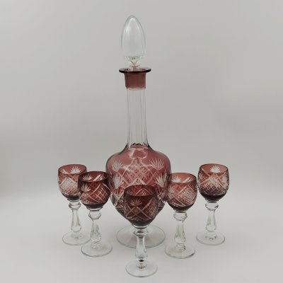 купить Набор для крепких напитков, украшенный геометрическим декором (штоф и пять рюмок), стекло, алмазная грань, СССР, 1960-1980 гг.
