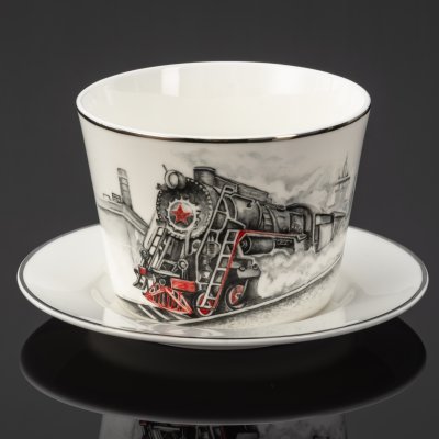 купить Чайная пара "Железная дорога", фарфор, роспись, серебрение, Российская Федерация, 2025 г.