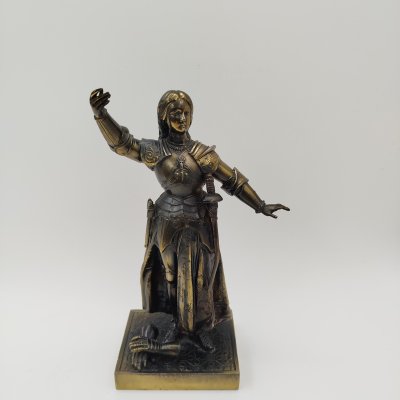 купить Статуэтка "Жанна д’Арк", металл, литье, формовка, Франция, 2010-2015 гг.