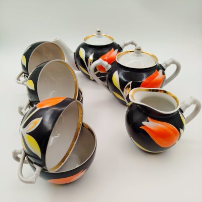 купить Сервиз чайный на 6 персон "Тюльпан", фарфор, крытье, роспись, Дулевский фарфоровый завод (Дулёво), СССР, 1968-1991 гг.